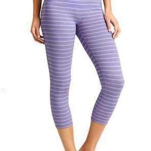 Athleta lavender and gray striped capri leggings size S